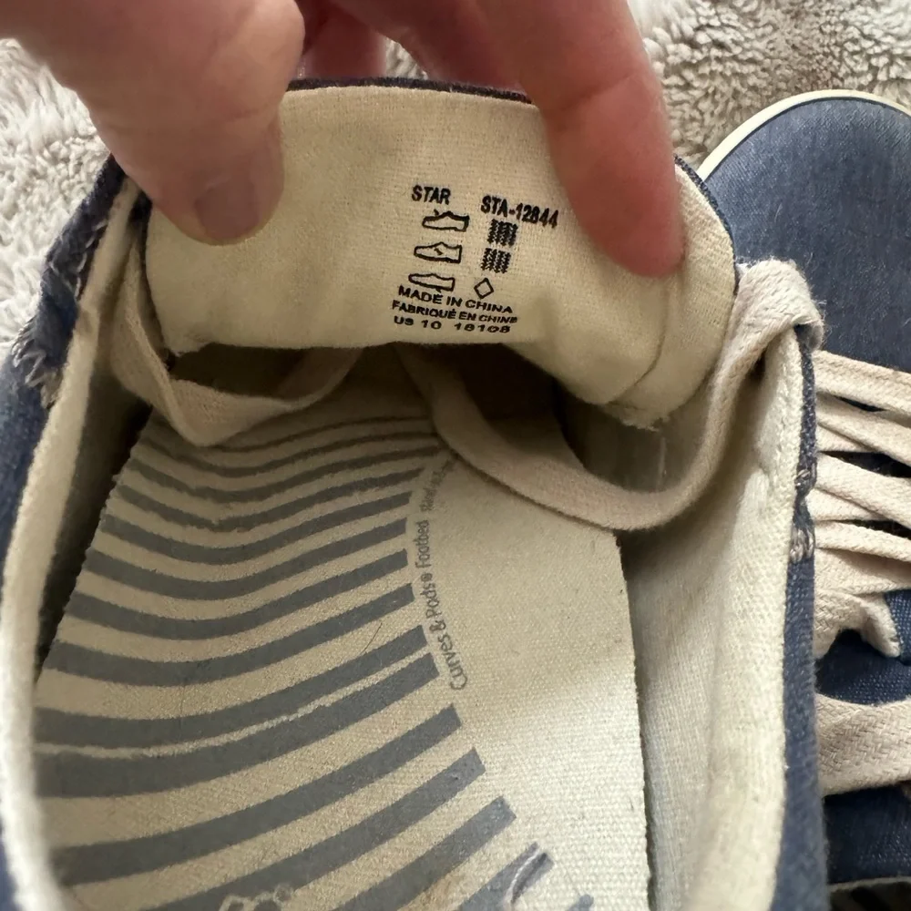 Taos Footwear Blue and White Sneakers with Canvas Upper and Light Rubber Sole - Picture 5 of 5
